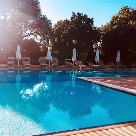 Nuraghe Ruiu Piazzole Blue Camping *